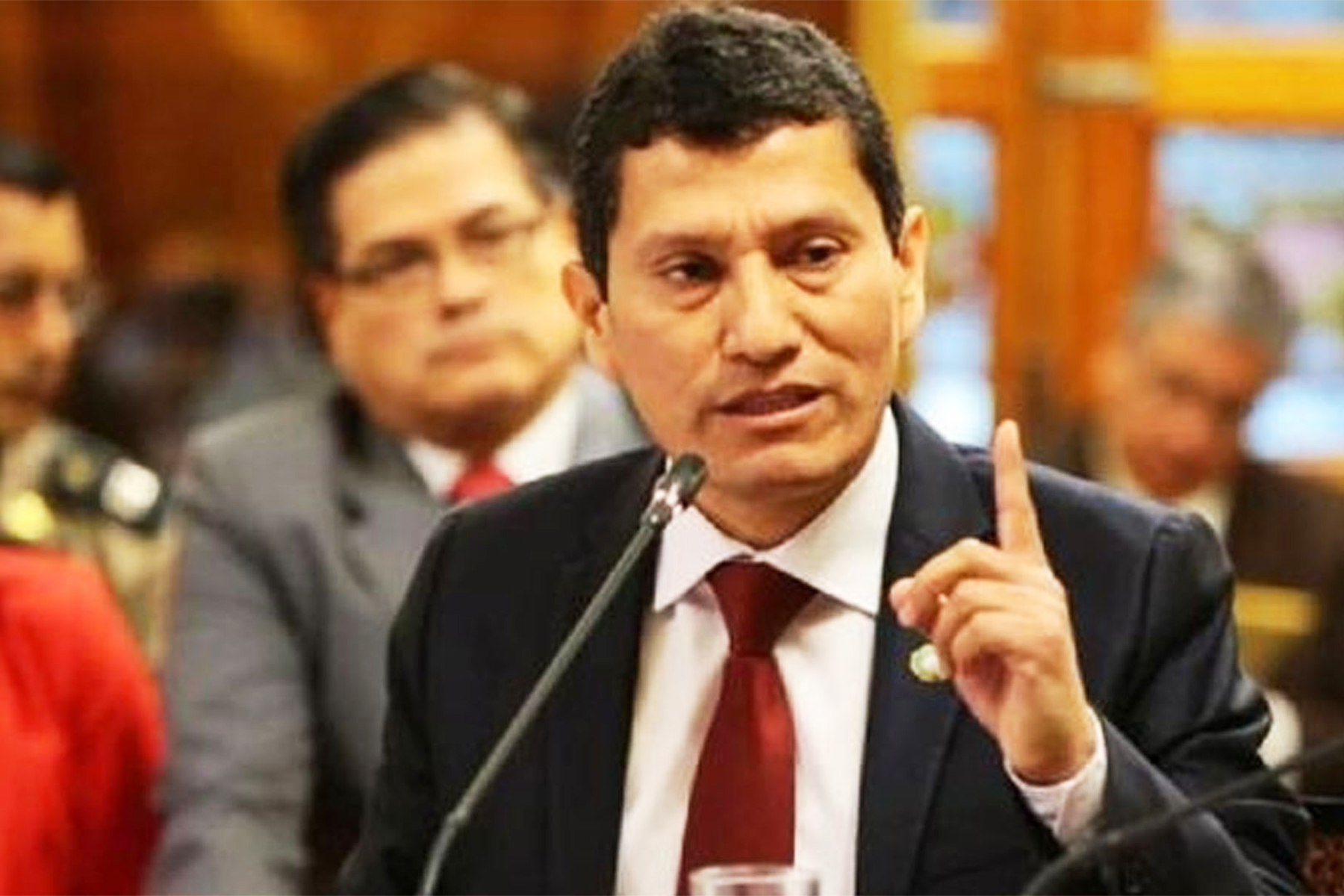 Harvey Colchado seguirá en su cargo.