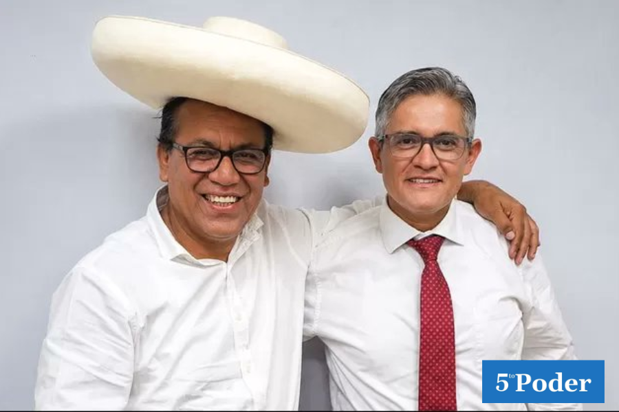 Roberto Sánchez suma a José Domingo Pérez a su equipo de campaña.