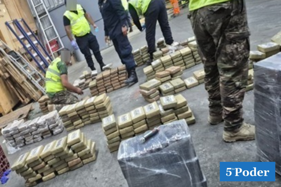 Decomisan 762 paquetes de cocaína en puerto de Paita.
