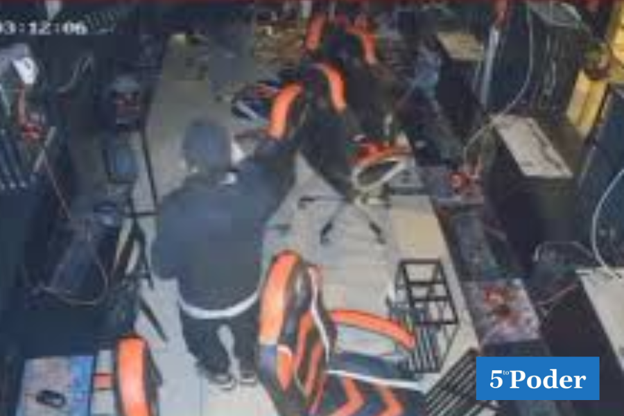 Delincuentes roban S/50.000 en computadoras en Lurigancho-Chosica.