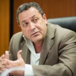 Nueve años de cárcel para exgobernador tras acusación