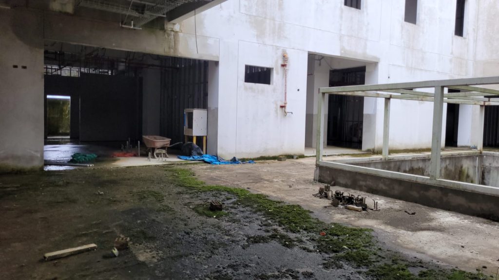 Hospital de Ayabaca inconcluso.
